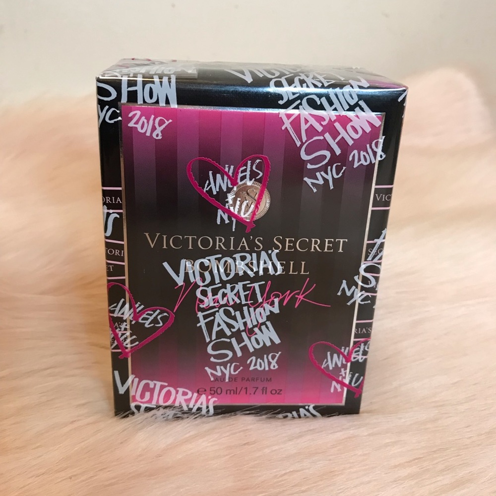 SOLD ——-Victoria secret bombshell